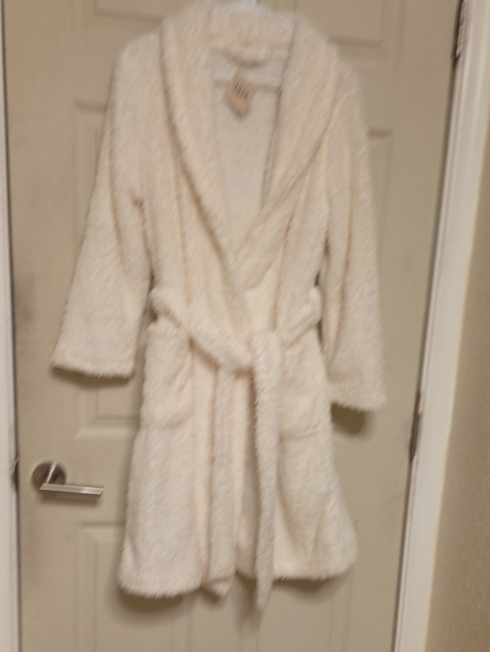 NWT Ulta Beauty White Plush Sherpa Robe - Super Soft Holiday Edition S/m.
